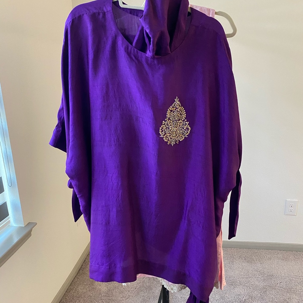 Beautiful unique oversized Indian/Pakistani tunic.